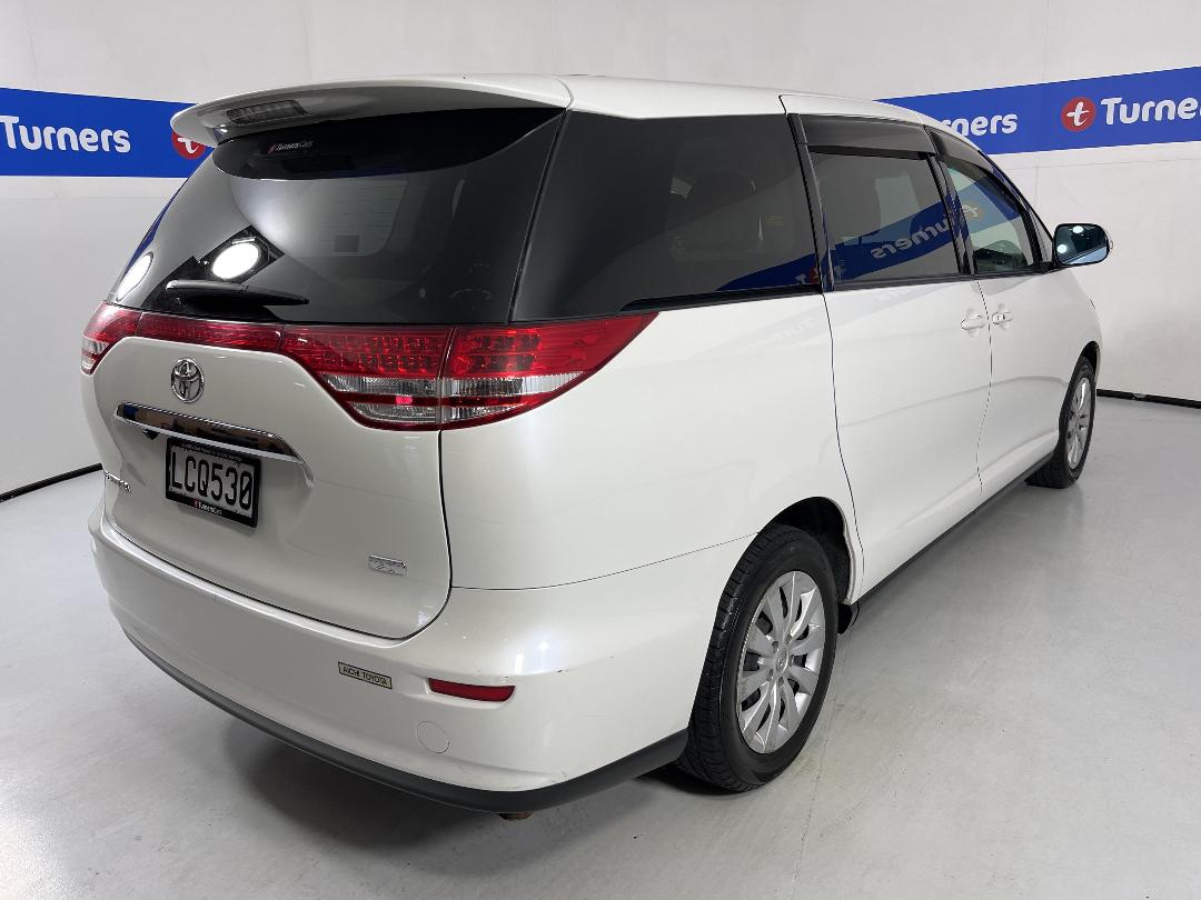 Photo '7' of Toyota Estima