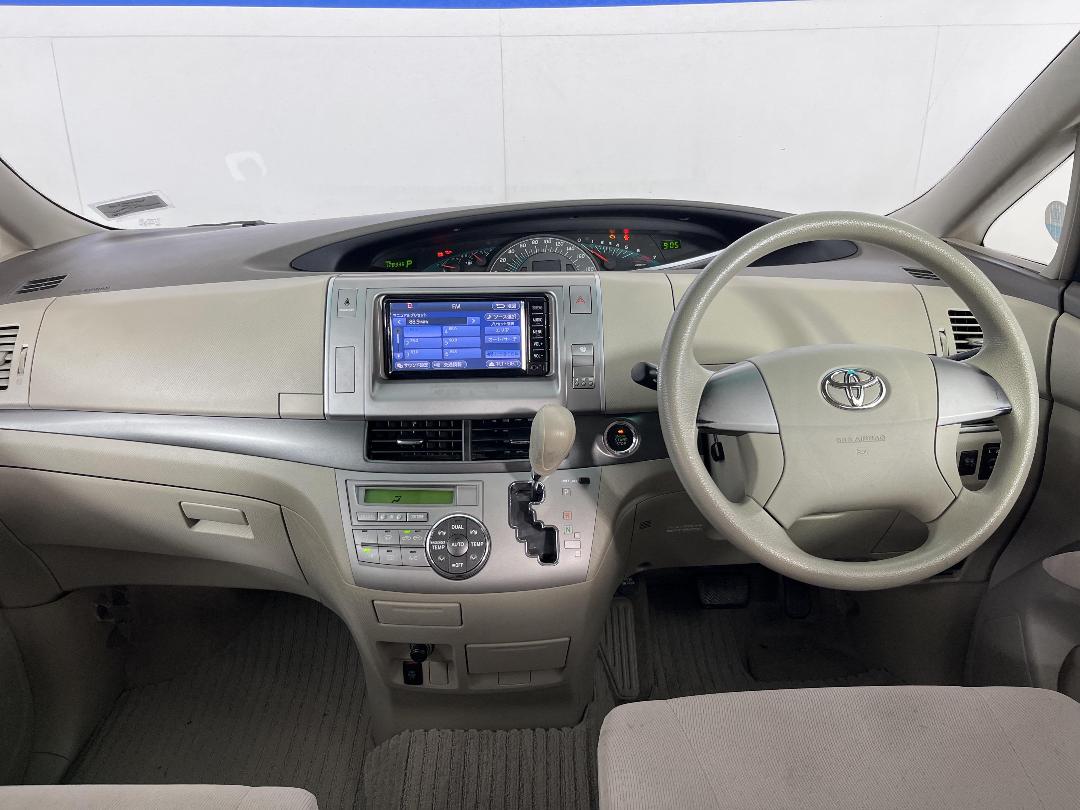 Photo '17' of Toyota Estima