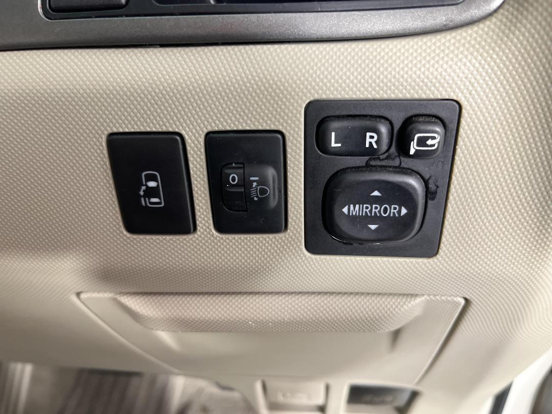 Photo '25' of Toyota Estima