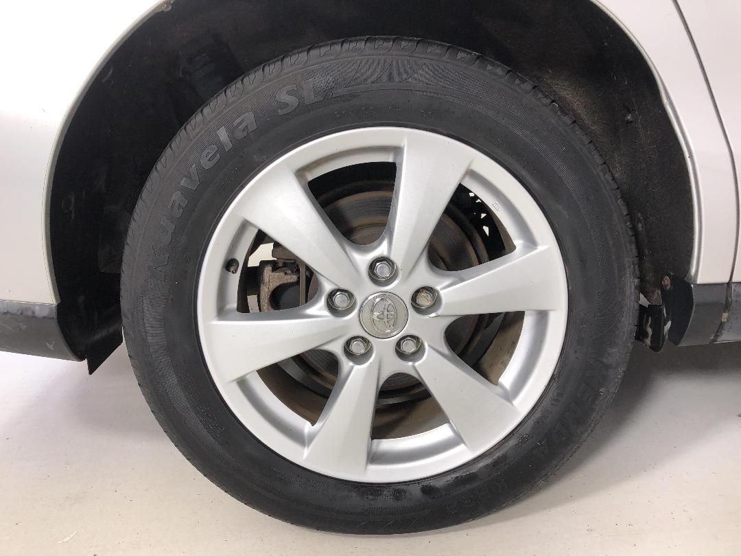 Photo '12' of Toyota Estima