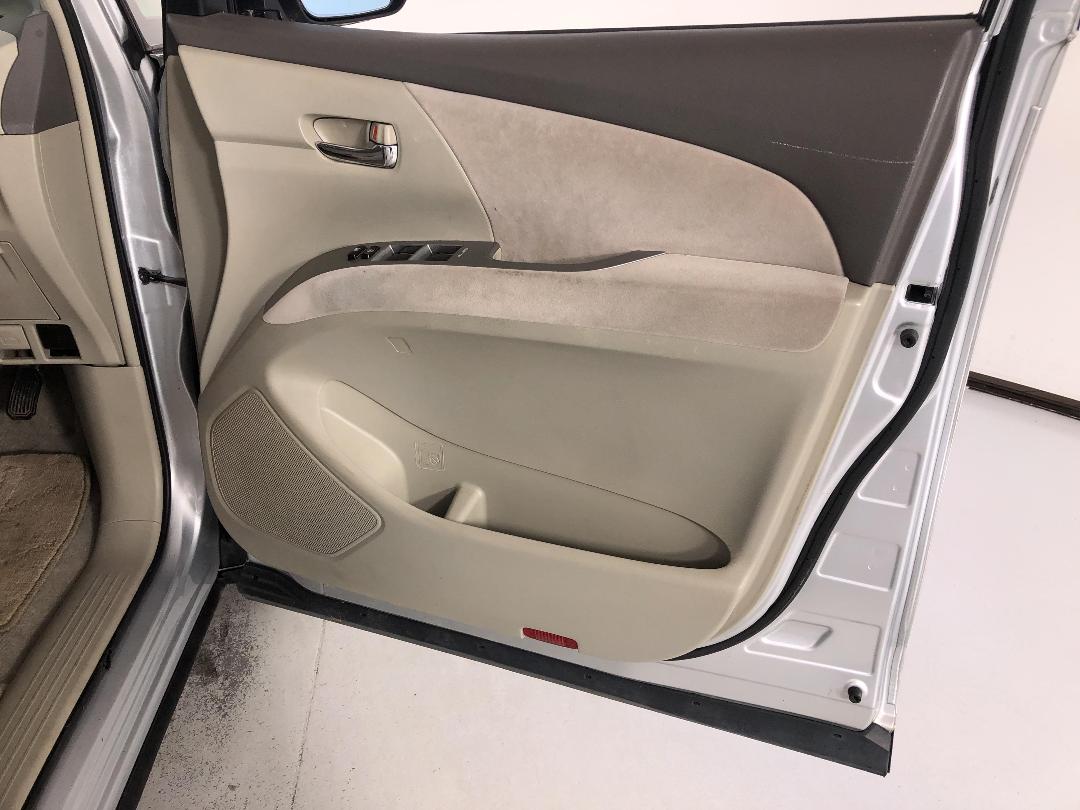 Photo '15' of Toyota Estima