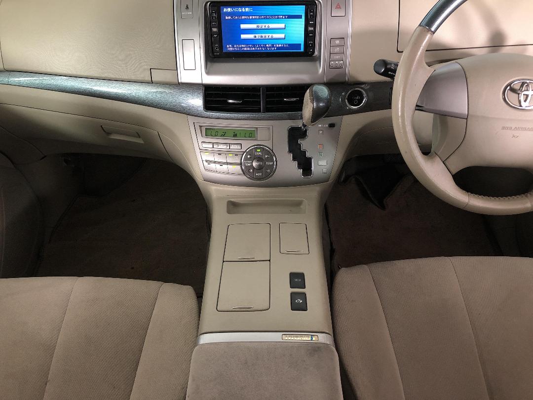 Photo '18' of Toyota Estima