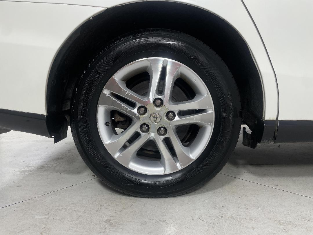 Photo '12' of Toyota Estima