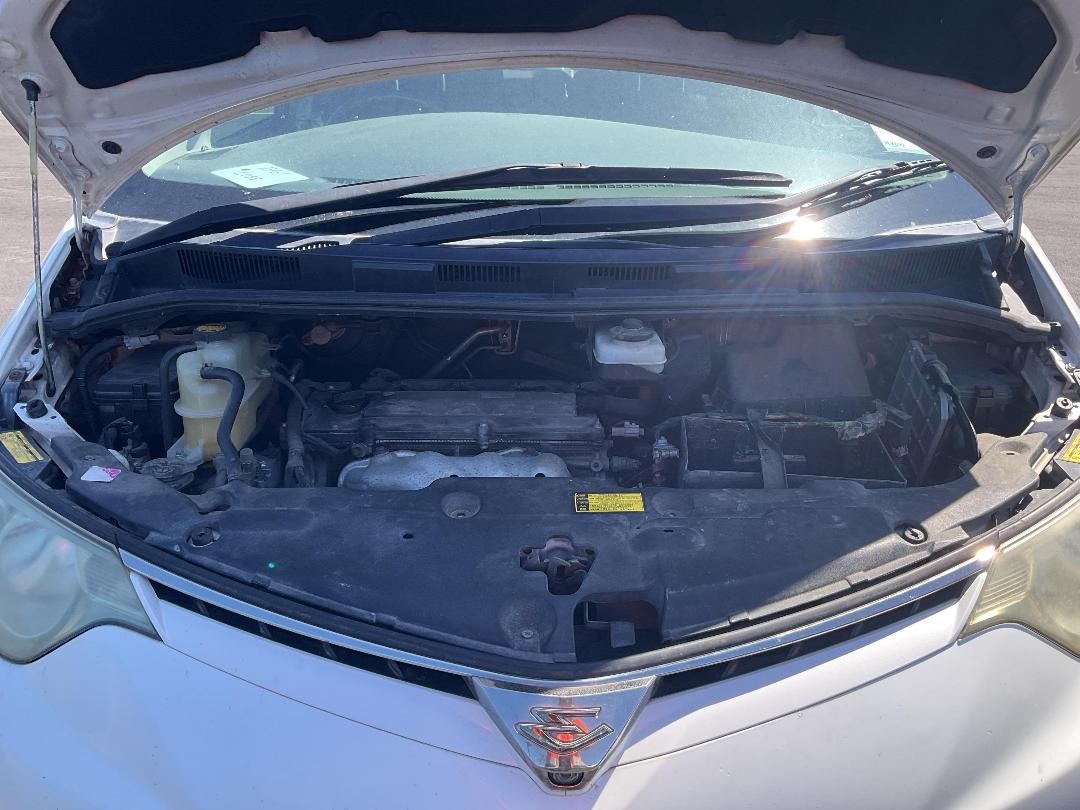 Photo '8' of Toyota Estima Photo '8' of Toyota Estima