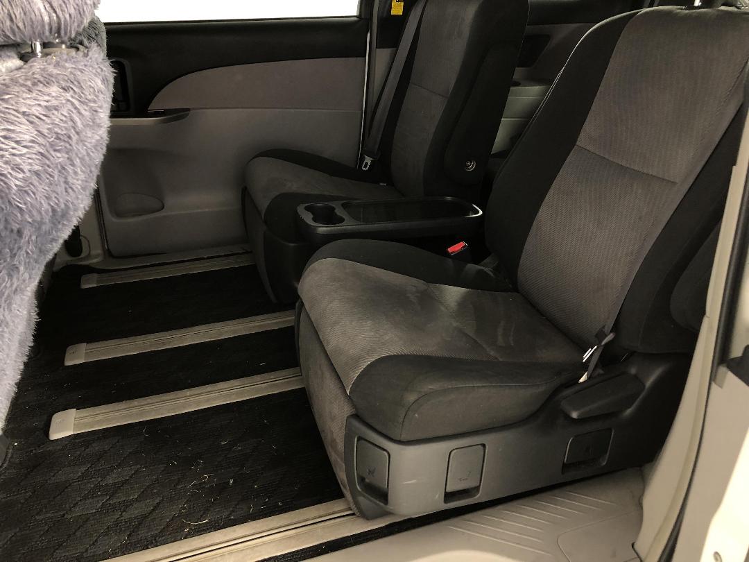 Photo '20' of Toyota Estima