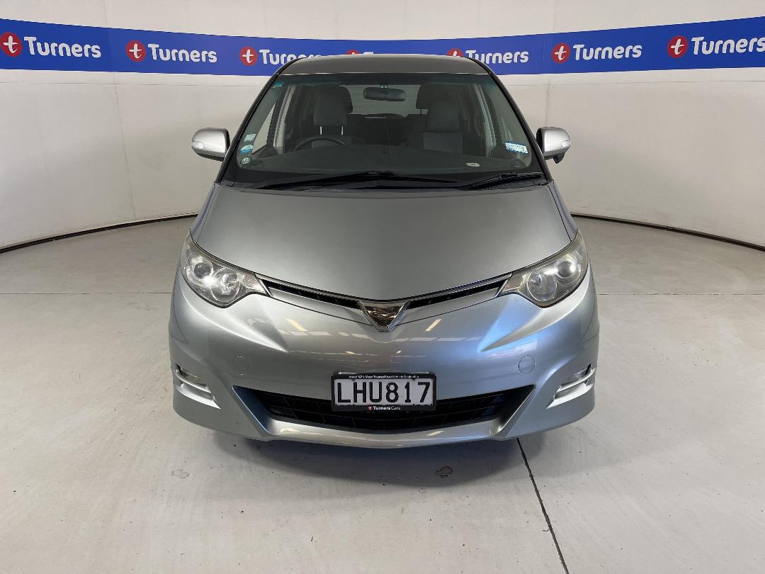 Photo '2' of Toyota Estima