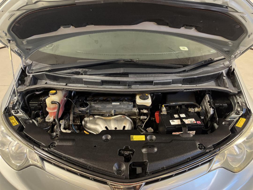 Photo '13' of Toyota Estima