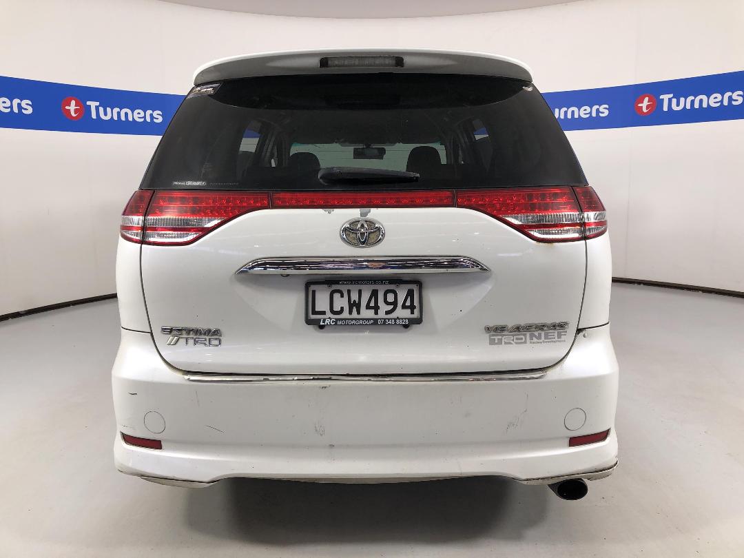 Photo '9' of Toyota Estima V6 Aeras