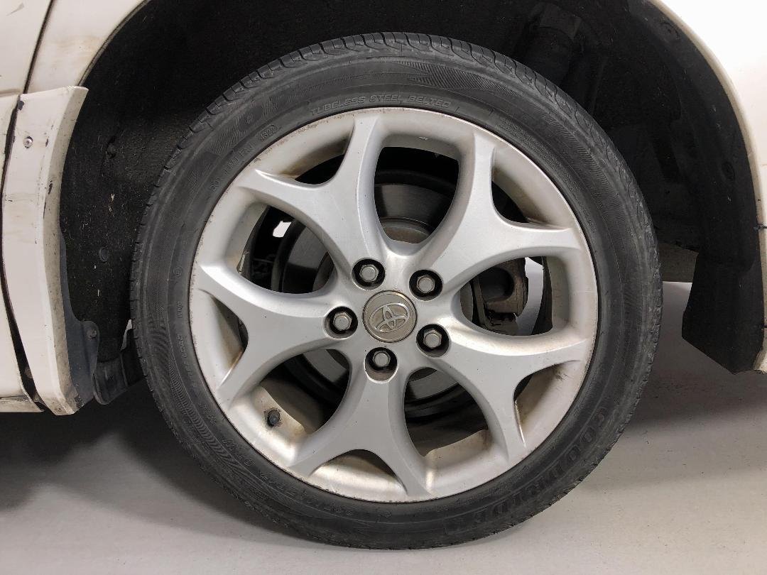 Photo '11' of Toyota Estima V6 Aeras