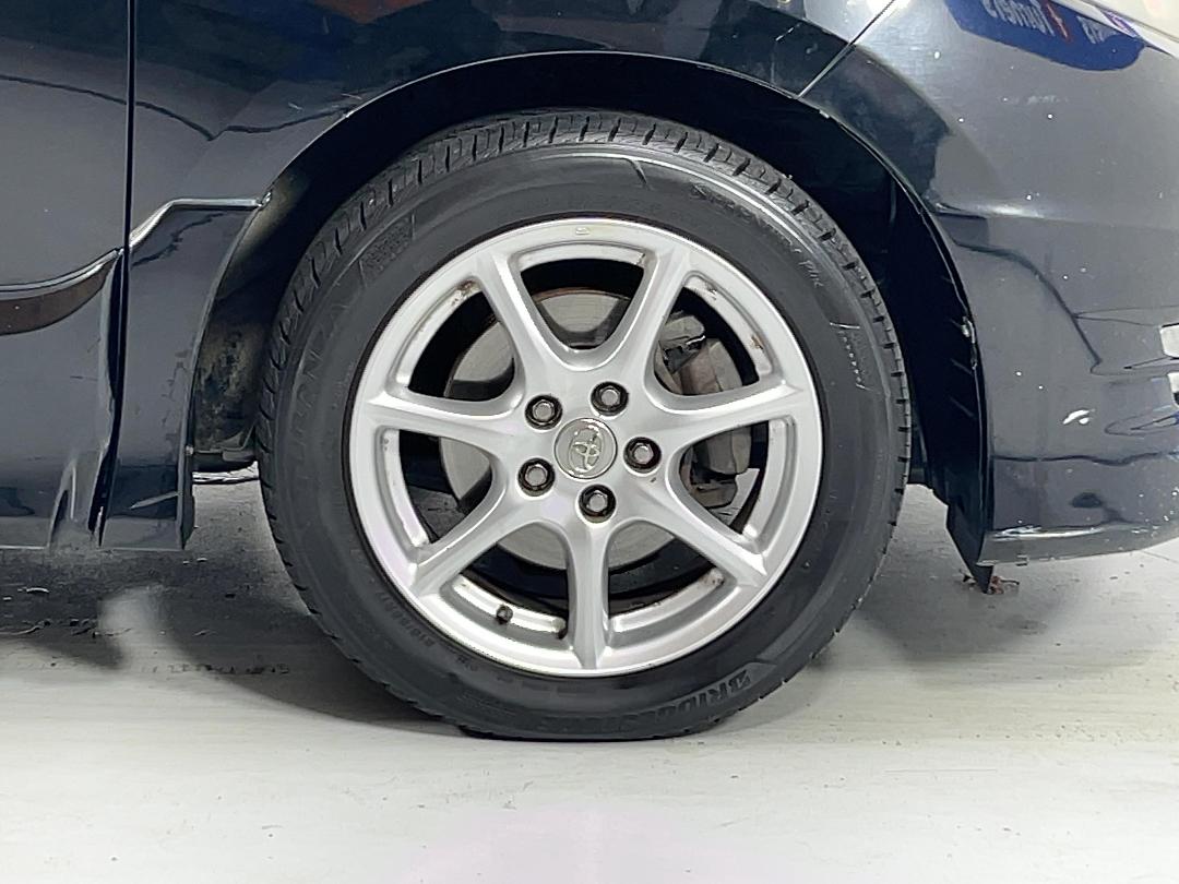 Photo '9' of Toyota Estima Photo '9' of Toyota Estima