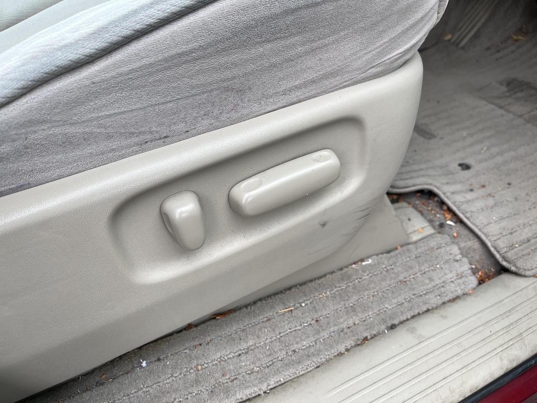 Photo '21' of Toyota Estima