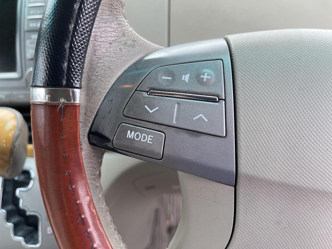 Photo '23' of Toyota Estima