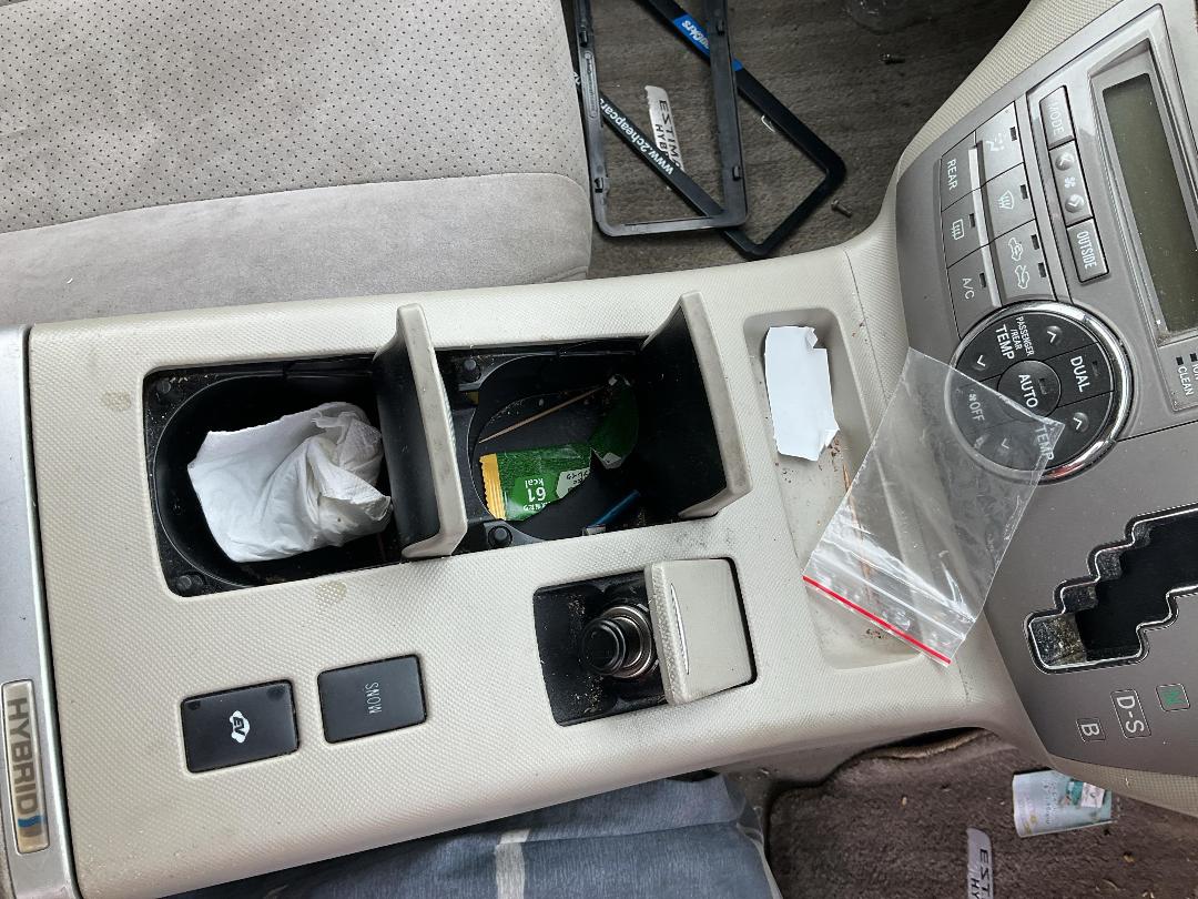 Photo '19' of Toyota Estima Hybrid