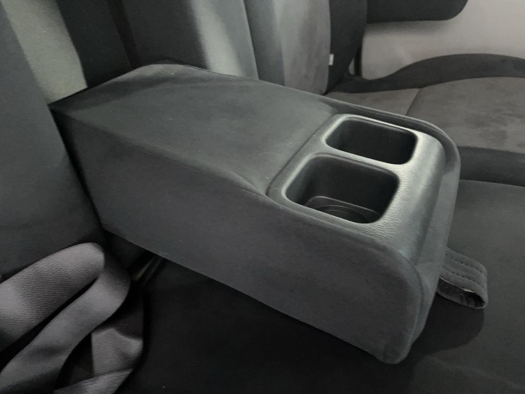 Photo '23' of Toyota Estima Photo '23' of Toyota Estima