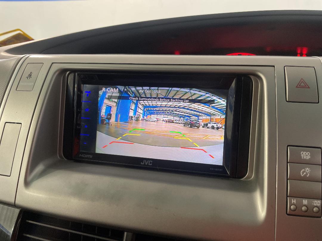 Photo '28' of Toyota Estima Photo '28' of Toyota Estima