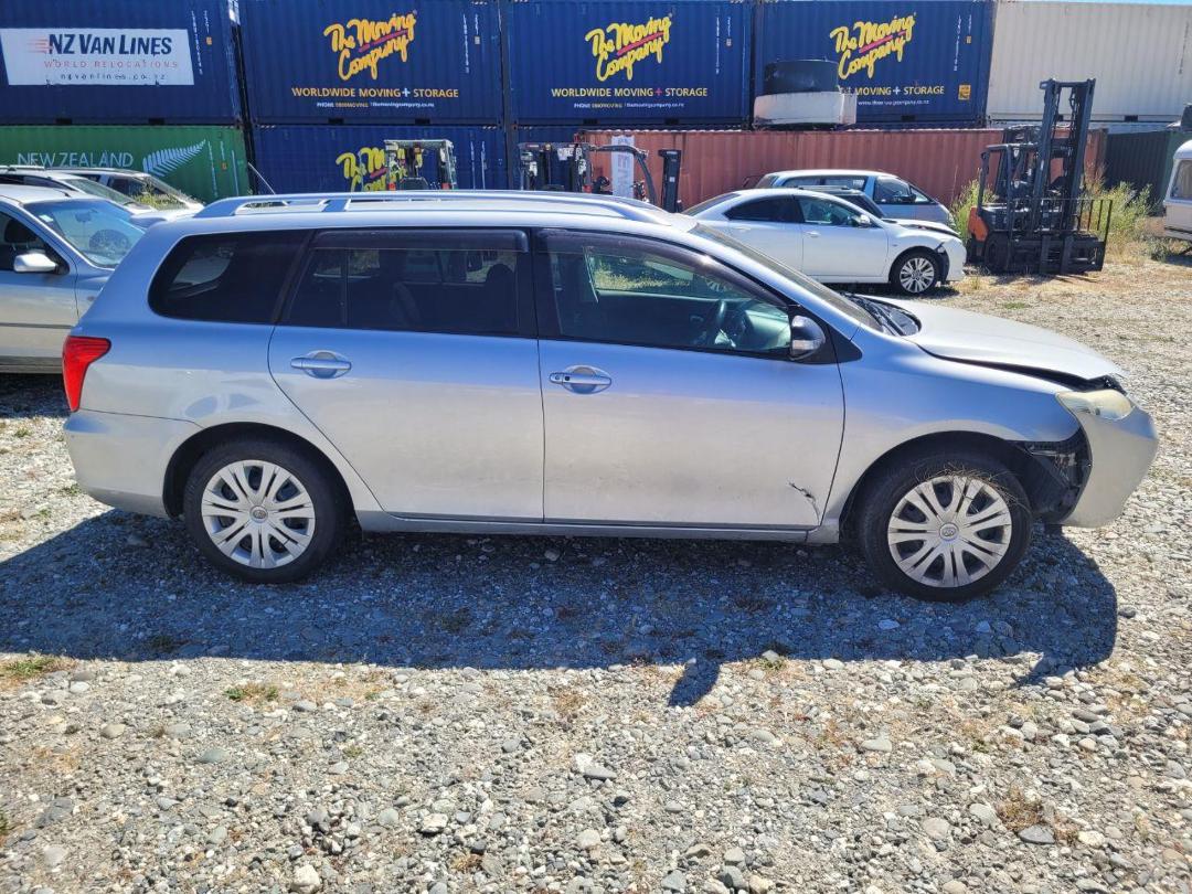 Photo '2' of Toyota Fielder Corolla Photo '2' of Toyota Fielder Corolla