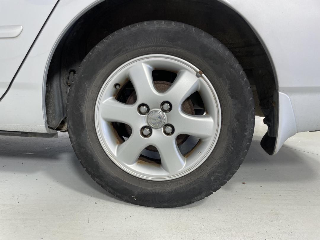 Photo '11' of Toyota Fielder