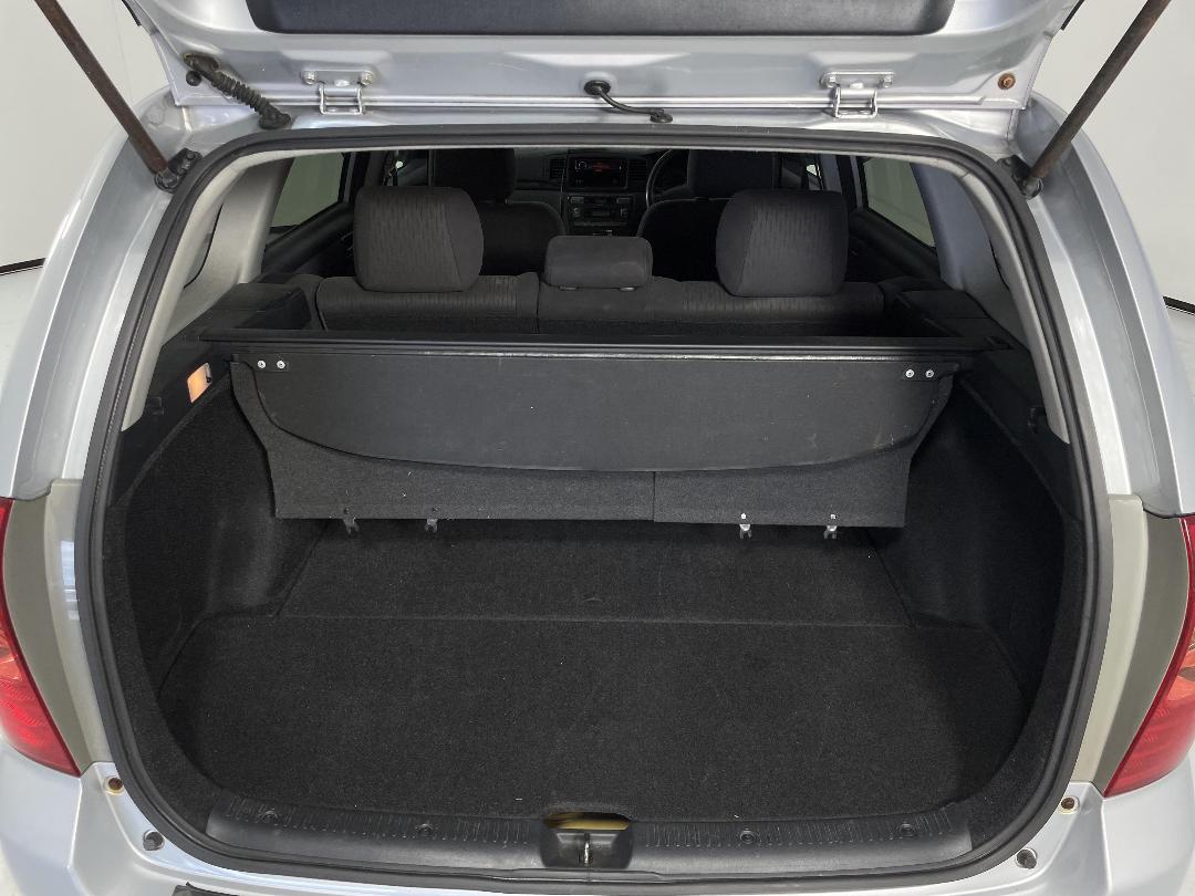 Photo '14' of Toyota Fielder