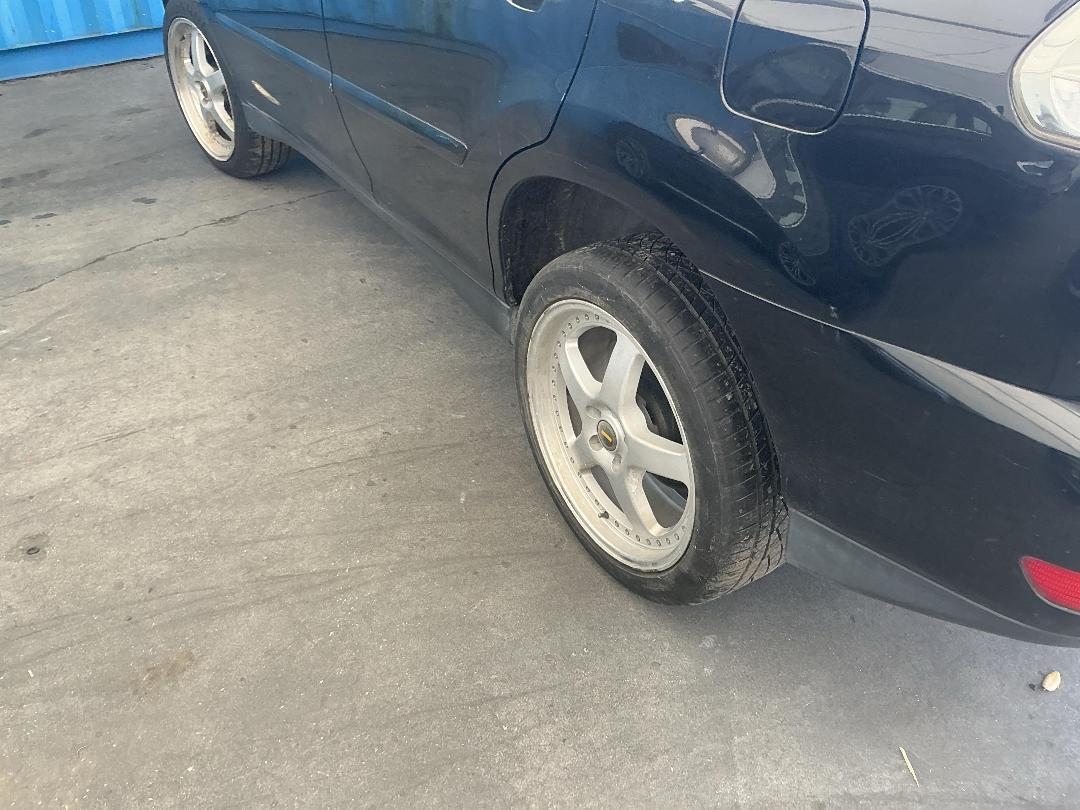 Photo '11' of Toyota Harrier