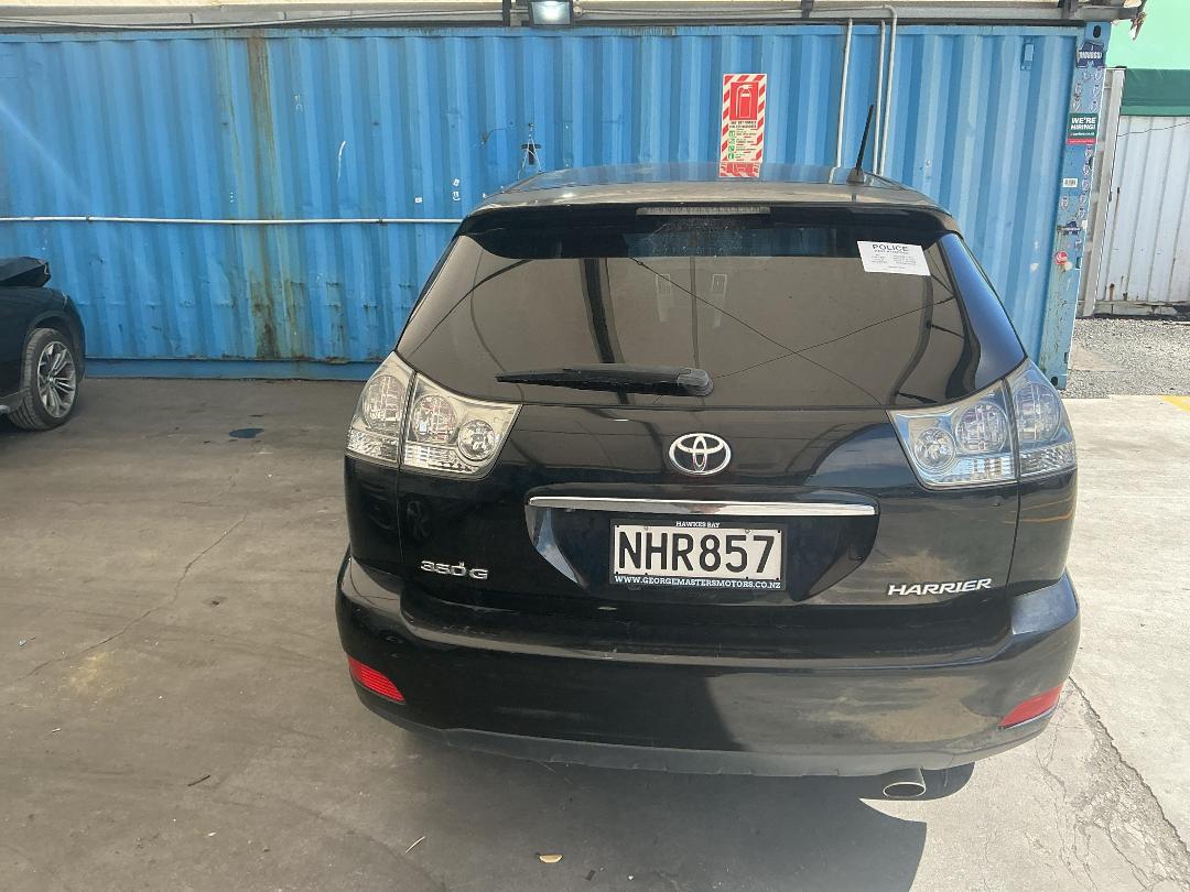 Photo '12' of Toyota Harrier