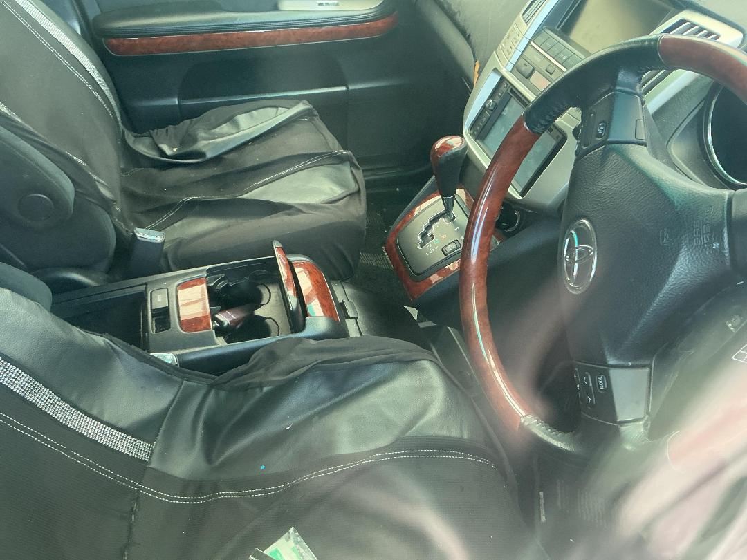 Photo '16' of Toyota Harrier