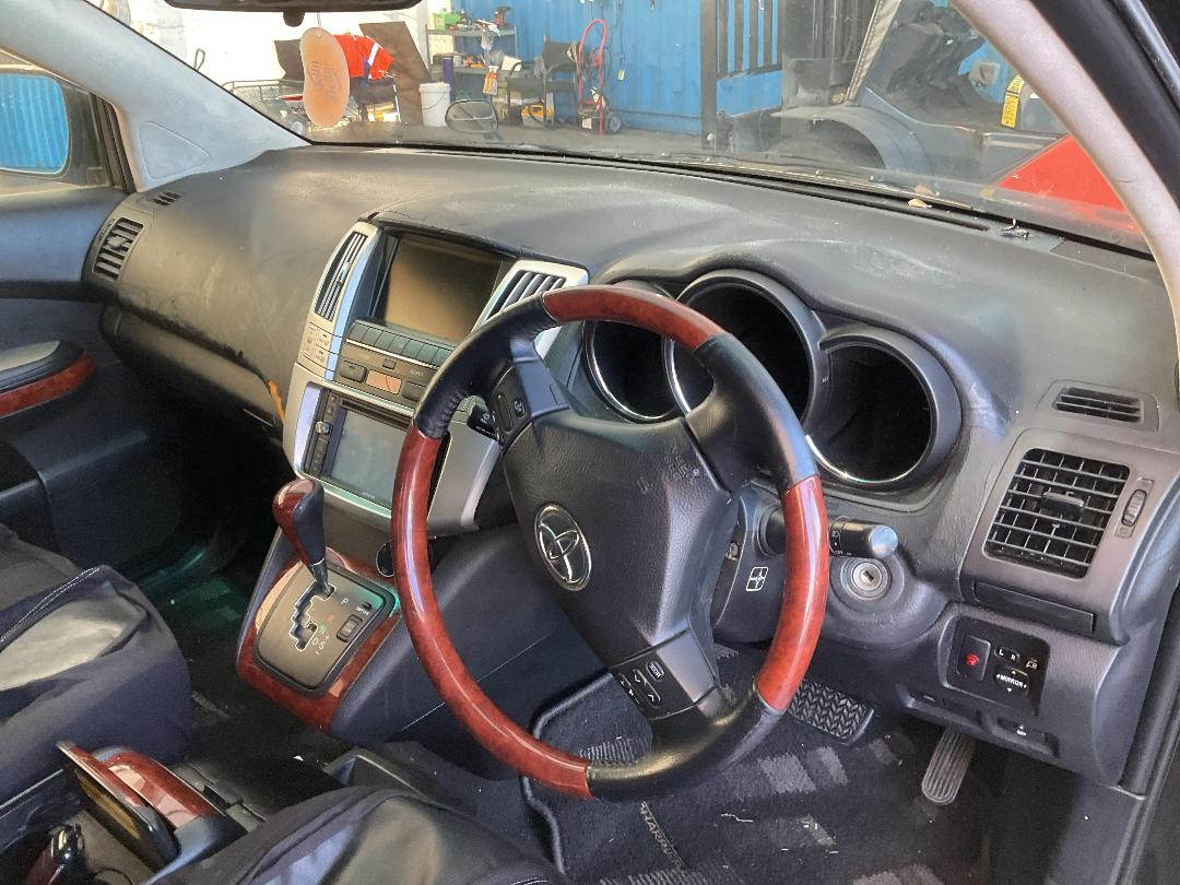 Photo '24' of Toyota Harrier