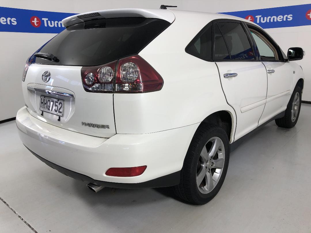 Photo '7' of Toyota Harrier Photo '7' of Toyota Harrier