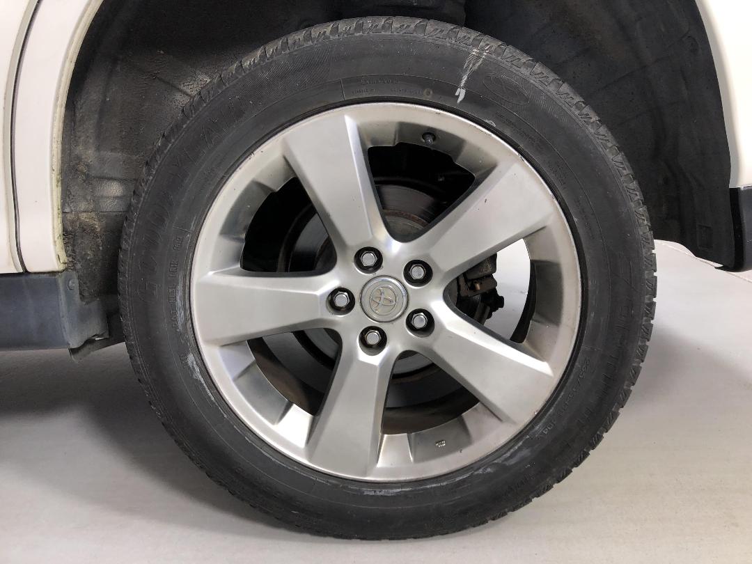 Photo '11' of Toyota Harrier Photo '11' of Toyota Harrier