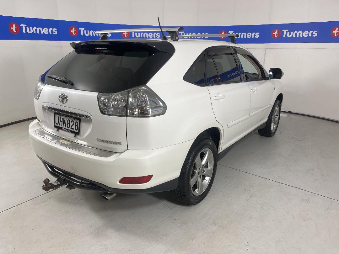 Photo '7' of Toyota Harrier