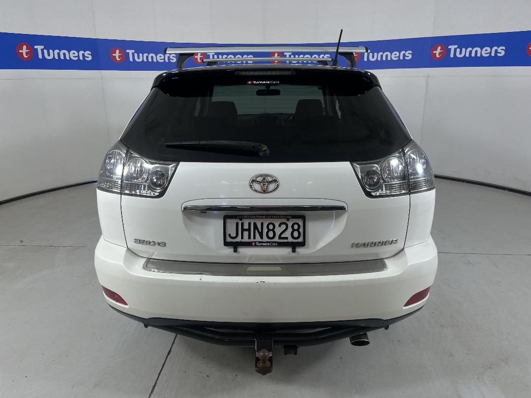 Photo '6' of Toyota Harrier