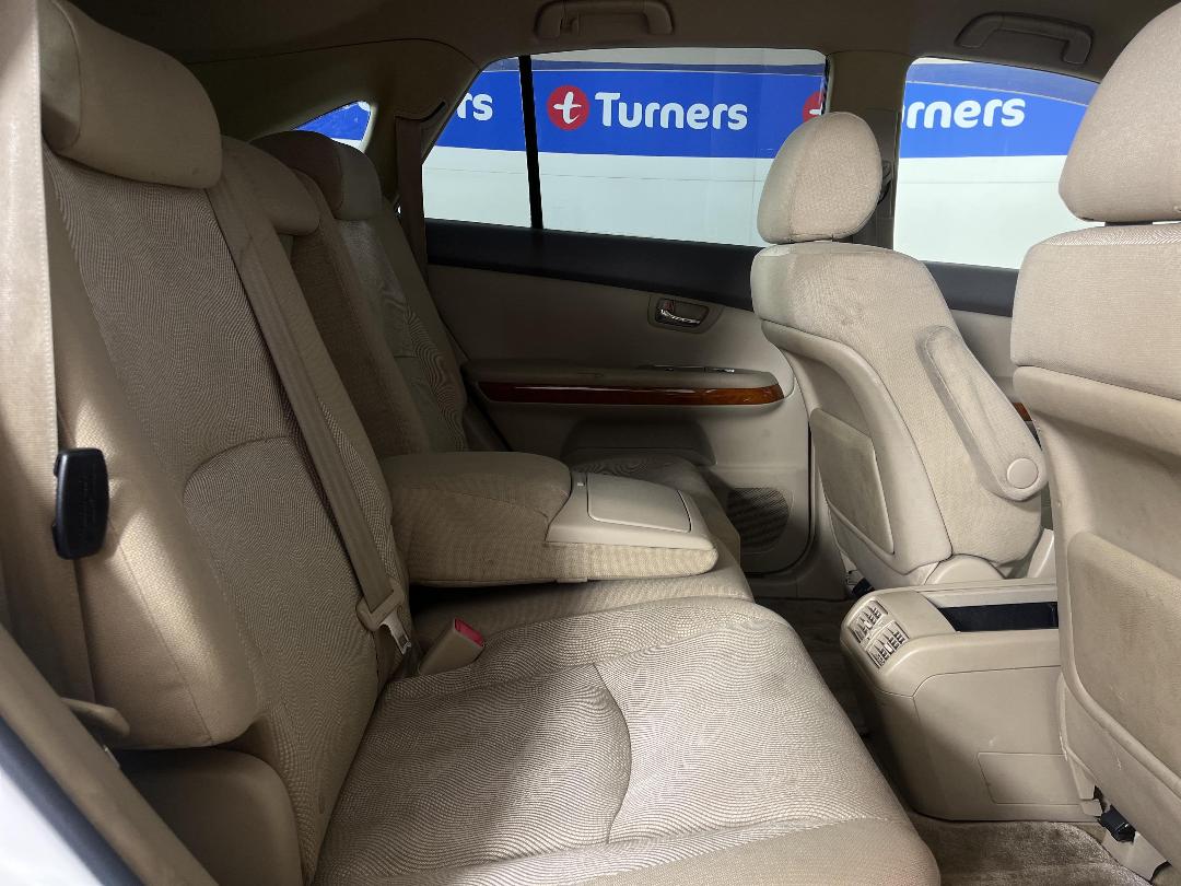 Photo '20' of Toyota Harrier