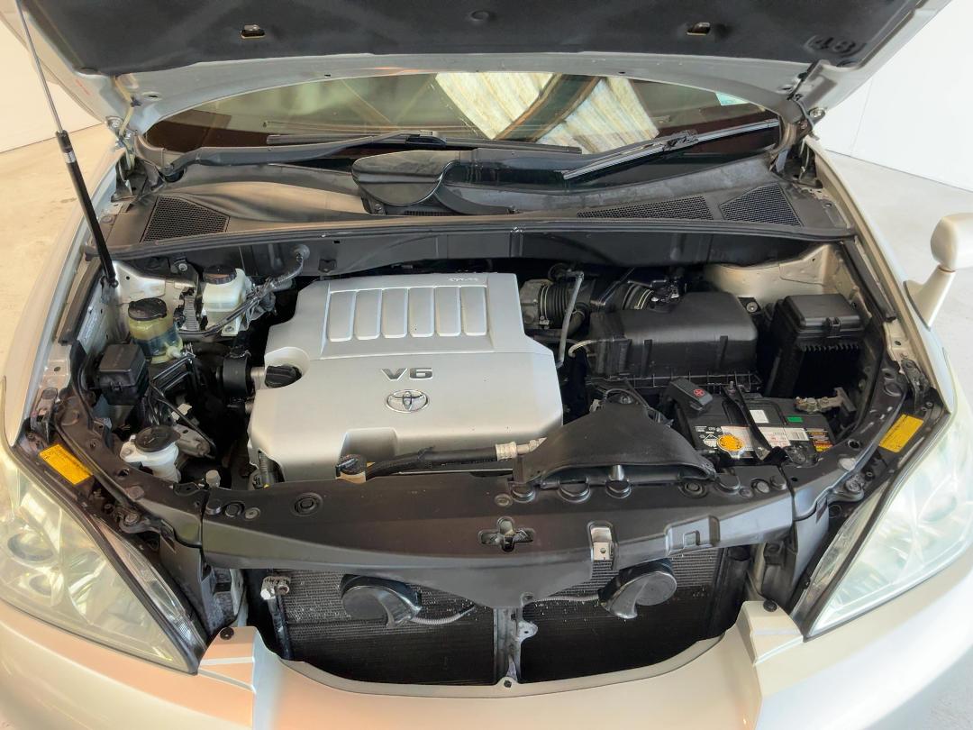 Photo '13' of Toyota Harrier