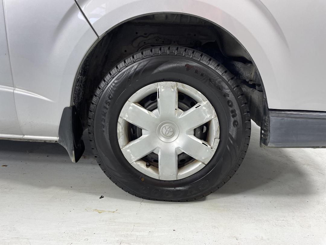 Photo '9' of Toyota Hiace Photo '9' of Toyota Hiace