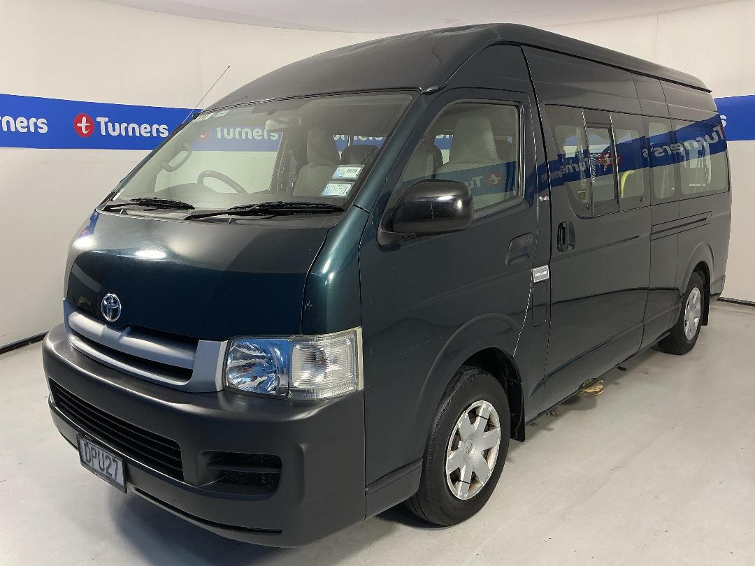 Photo '4' of Toyota Hiace