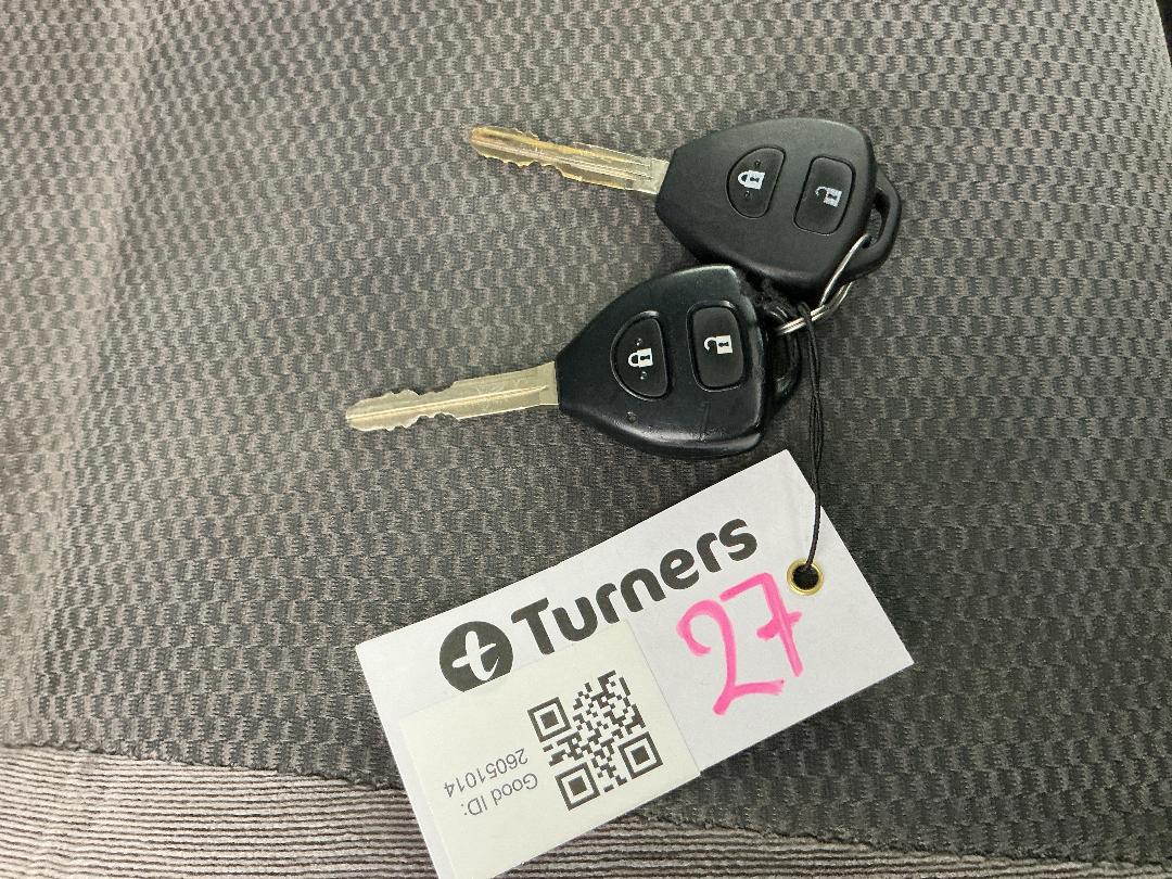 Photo '21' of Toyota Hiace