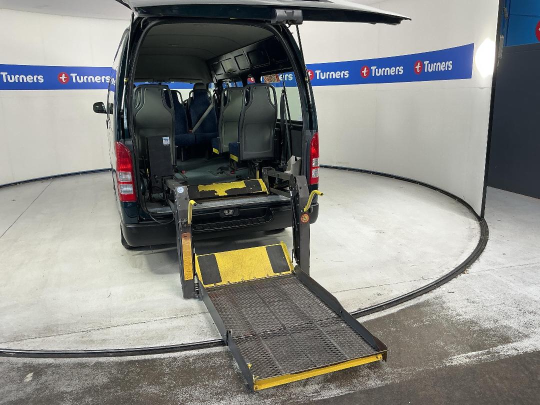 Photo '26' of Toyota Hiace