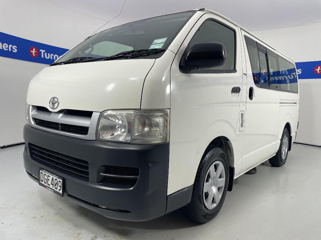 Photo '4' of Toyota Hiace Photo '4' of Toyota Hiace