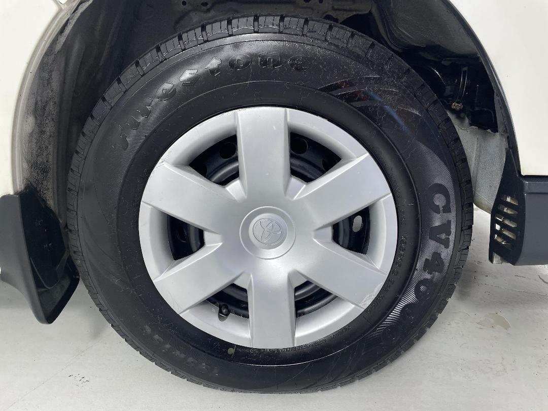 Photo '9' of Toyota Hiace Photo '9' of Toyota Hiace