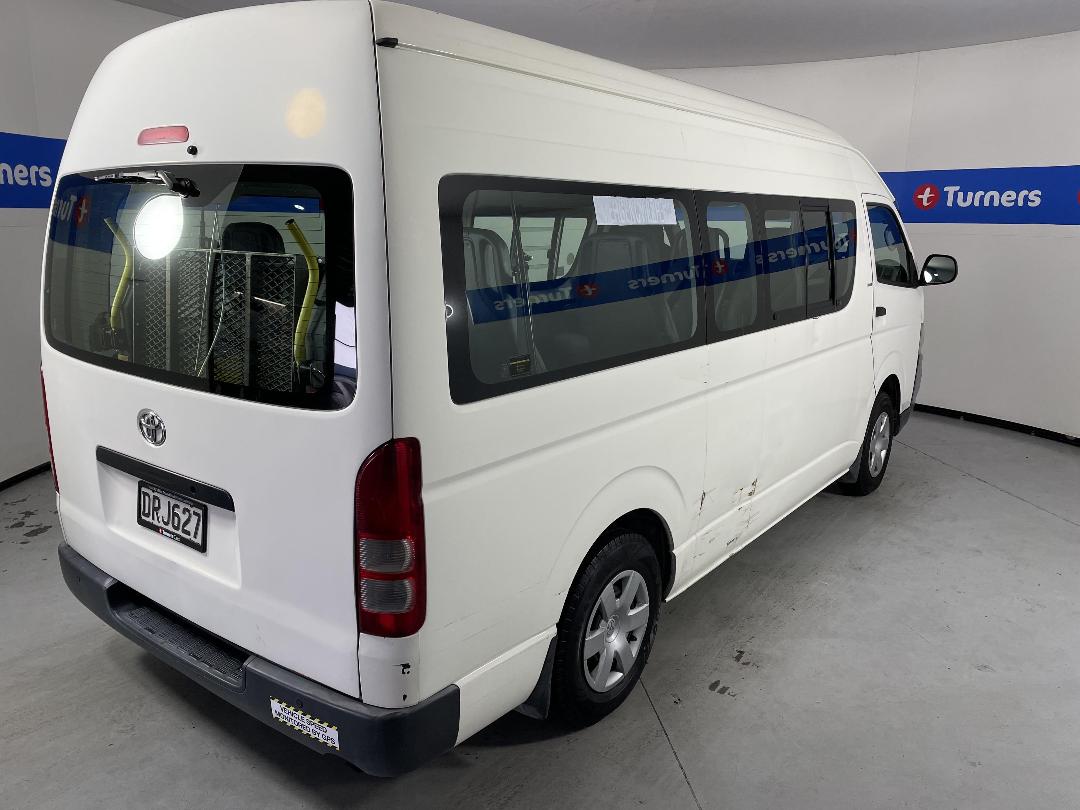 Photo '7' of Toyota Hiace Photo '7' of Toyota Hiace