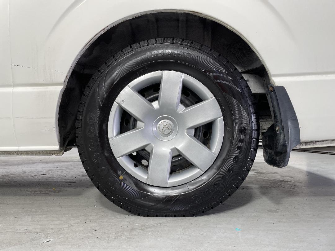 Photo '11' of Toyota Hiace Photo '11' of Toyota Hiace