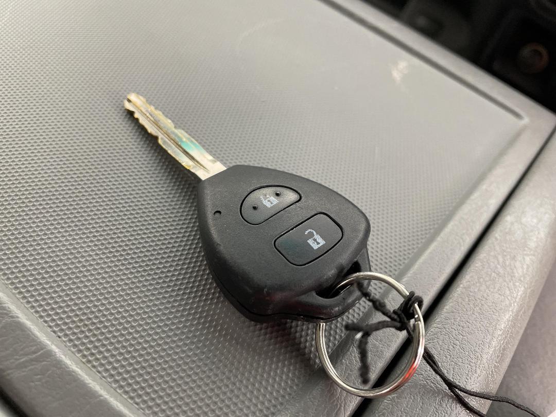 Photo '21' of Toyota Hiace Photo '21' of Toyota Hiace