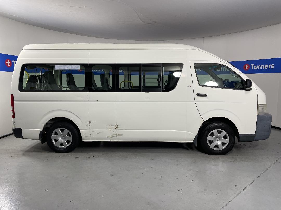 Photo '23' of Toyota Hiace Photo '23' of Toyota Hiace