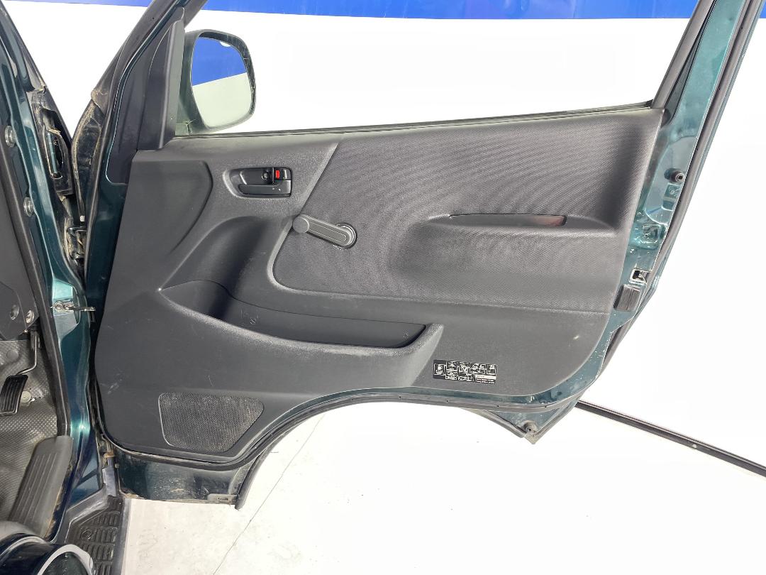 Photo '15' of Toyota Hiace