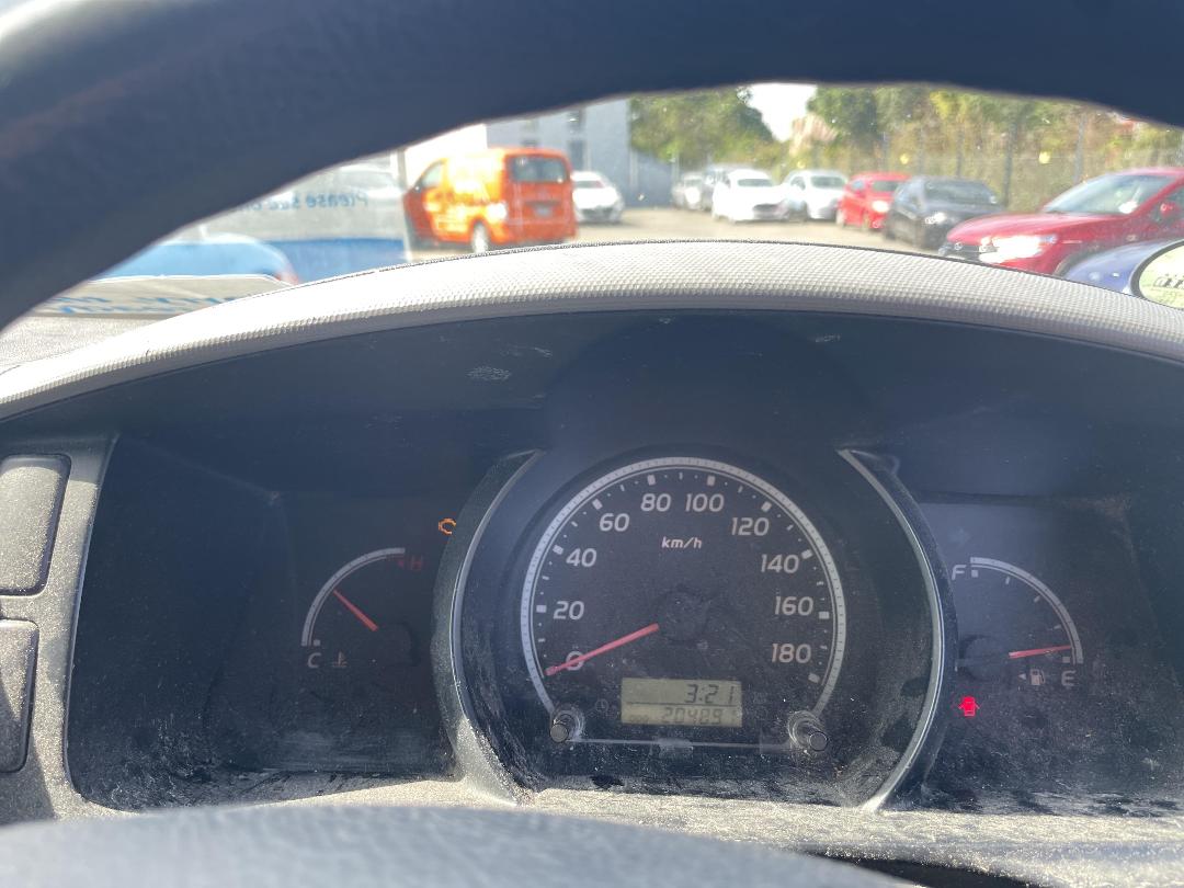 Photo '12' of Toyota Hiace Regius ACE