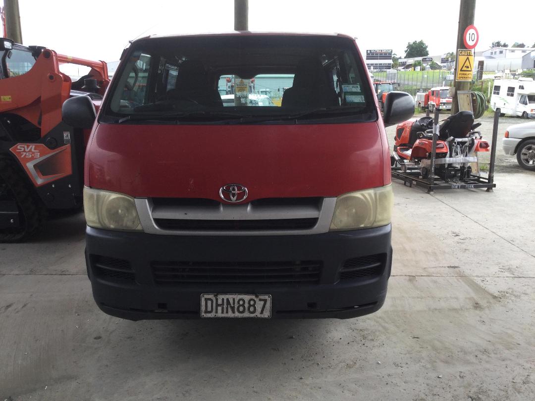Photo '2' of Toyota Hiace Tdzl