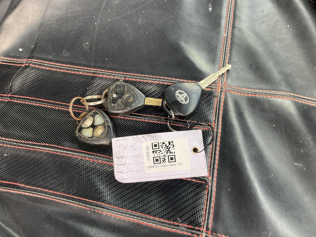 Photo '12' of Toyota Hiace Tdzl Photo '12' of Toyota Hiace Tdzl