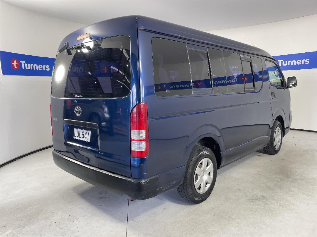 Photo '7' of Toyota Hiace