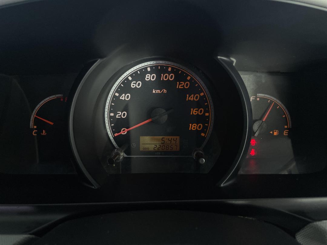 Photo '20' of Toyota Hiace