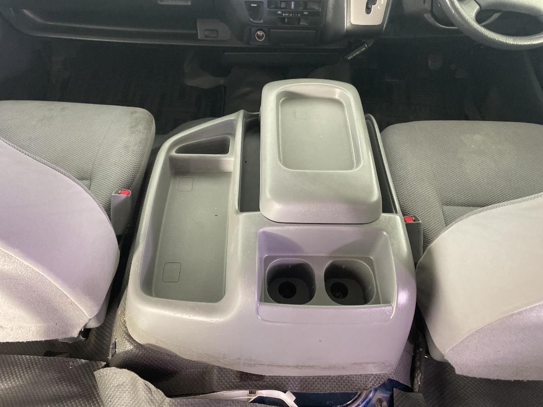 Photo '18' of Toyota Hiace