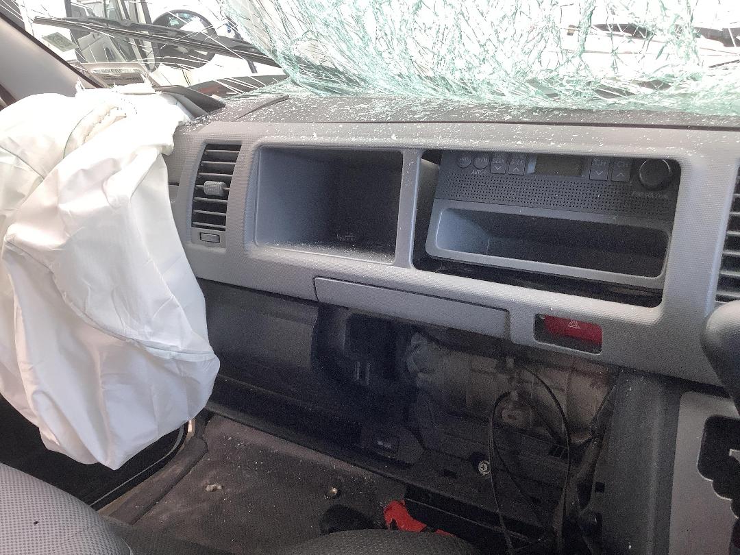 Photo '16' of Toyota Hiace Photo '16' of Toyota Hiace